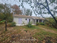 SALAUNES – ENSEMBLE IMMOBILIER DE 139 M² SUR PRÈS DE 2 HECTARES**(33)