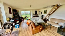 A vendre maison à rénover et dépendances à  CHALLIGNAC (16)