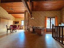 Maison Familiale de 7 pièces , à SALAUNES (33), à Vendre, 