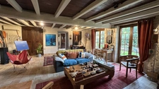 For sale, Authentic Charentaise farmhouse of 186 m² living space with large wooded grounds in Berneuil 