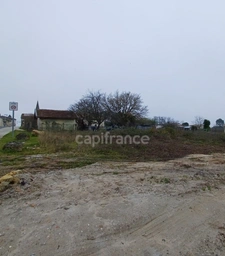 Terrain à vendre de 716,00 m² BUDOS (33) libre de tout constructeur