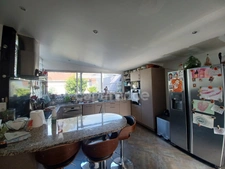 A vendre, Maison familiale lumineuse avec jardin, type 5, Mérignac Arlac limite St Augustin 