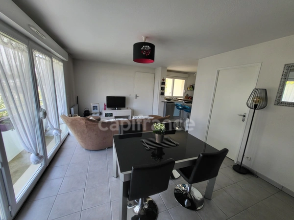 Charmant duplex lumineux type 3 avec balcon filant et parking – Résidence calme, EYSINES (33)