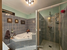 Maison de plain-pied type 3, avec piscine, Eysines, 