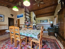 For sale – Single-storey house with outbuilding, Le Porge (Gironde)