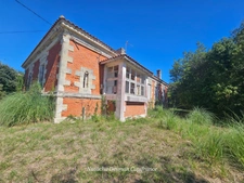 PROJET D’ENVERGURE À SOULAC-SUR-MER , Maison historique à rénover avec 36 384 m2 de foncier ,