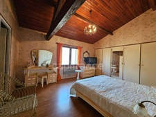 Maison Familiale de 7 pièces , à SALAUNES (33), à Vendre, 