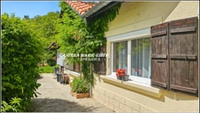 Maison MEUBLEE de PLAIN-PIED - 7 pièces +Véranda + Hangar - Proche VIC-FEZENSAC dans le GERS (32)