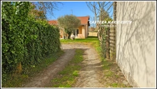 Maison PLAIN-PIED 110,23 M² - 6 pièces - 3 chambres + Mezzanine -Garage - Piscine neuve - PARCELLE 949 M² SEGOUFIELLE (32)