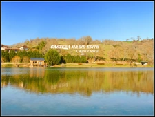 DOMAINE - HAMEAU - MANOIR AVEC TOURS + 2 MAISONS + LAC +33 pièces - MIRANDE à 7 MINUTES  (32) Opportunité unique