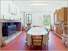 Propriéte agricole secteur EAUZE (32) Maison Gasconne 10 Pièces + Nombreux hangars 2 LACS SANS VIS à VIS 