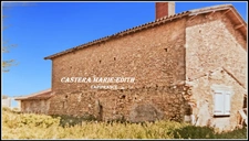 Propriete à BARRAN (GERS) AVEC MAISON GASCONNE EN PIERRES- 160 m² hab- sur 2,6 hectares + dépendances +PUITS 