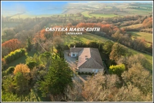 Maison à vendre 8 pièces 272 M² Proche Auch 19756 M² - Secteur recherché - Vue Pyrénées