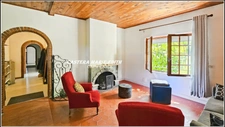 Maison MEUBLEE de PLAIN-PIED - 7 pièces +Véranda + Hangar - Proche VIC-FEZENSAC dans le GERS (32)