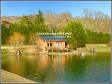 DOMAINE - HAMEAU - MANOIR AVEC TOURS + 2 MAISONS + LAC +33 pièces - MIRANDE à 7 MINUTES  (32) Opportunité unique