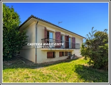 Maison 6 pièces  132 M² AVEC GARAGE - SOUS-SOL - VIC FEZENSAC VUE PYRENEES 