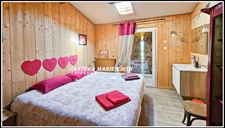 Propriété  - 500 M² habitables 26 PIECES- 12 Chambres avec vue Pyrénées à 6 minutes de Marciac – Maison, gîtes, salle Polyvalente d’événements, cabinet de praticien, Prairies et dépendance