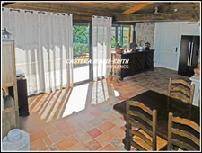 DOMAINE - HAMEAU - MANOIR AVEC TOURS + 2 MAISONS + LAC +33 pièces - MIRANDE à 7 MINUTES  (32) Opportunité unique