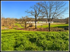 Propriéte agricole secteur EAUZE (32) Maison Gasconne 10 Pièces + Nombreux hangars 2 LACS SANS VIS à VIS 