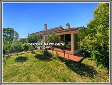 Maison 6 pièces  132 M² AVEC GARAGE - SOUS-SOL - VIC FEZENSAC VUE PYRENEES 