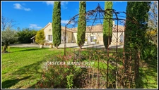 Maison à vendre 8 pièces 272 M² Proche Auch 19756 M² - Secteur recherché - Vue Pyrénées