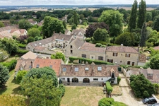 EXCLUSIVITE - Dpt Yvelines (78), à vendre à AUTOUILLET, Maison de caractère 5 pièces