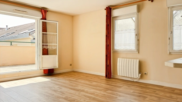 EXCLUSIVITE - Dpt Yvelines (78), à vendre à LA QUEUE LES YVELINES, Appartement 3 pièces 