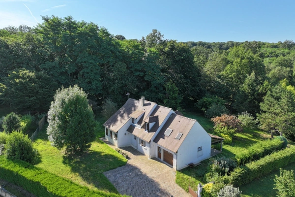 Dpt Yvelines (78), à vendre Millemont, propriété 6 pièces de 185 m² - Terrain de 2507,00 m² 