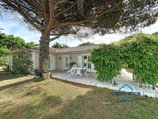 Maison T5 135 m2 avec piscine, terrain arboré et dépendance – environnement lavande et nature – Malataverne