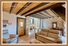 House for sale 8 rooms MALATAVERNE (26)