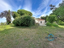 Maison T5 135 m2 avec piscine, terrain arboré et dépendance – environnement lavande et nature – Malataverne