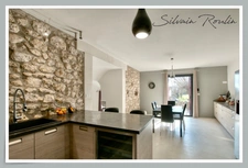 House for sale 8 rooms MALATAVERNE (26)