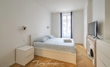 VILLEURBANNE - GRATTE CIEL -  T2 de 51 m² vendu entièrement meublé – Proche métro