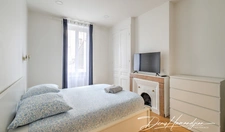 VILLEURBANNE - GRATTE CIEL -  T2 de 51 m² vendu entièrement meublé – Proche métro