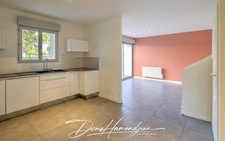 Maison à vendre 5 pièces - 4 Chambres - 122 m2 - FONTAINES SAINT MARTIN (69270)