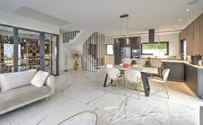 Contemporary House – 1.480 sq ft – GENAY (69) 4 Bedrooms – Swimming Pool