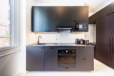 VILLEURBANNE - GRATTE CIEL -  T2 de 51 m² vendu entièrement meublé – Proche métro