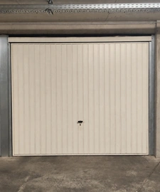 For sale : 25 m² double garage – Palais de Justice area – Marseille, 6th arrondissement