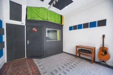 For Sale: 72-square-meter 2-bedroom-plus apartment in Marseille, 1st District