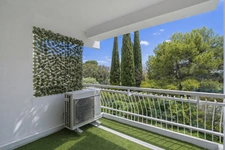 For sale: 73m² two-bedroom apartment in Marseille's 9th arrondissement