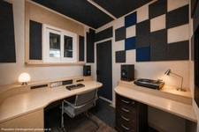 For Sale: 72-square-meter 2-bedroom-plus apartment in Marseille, 1st District