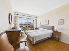 À vendre Appartement T5 de 150 m² au dernier étage avec terrasse à Saint-Giniez MARSEILLE 8E ARRONDISSEMENT