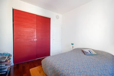 UNDER PROSPECT OF SALE // For sale: 64-square-meter 2-bedroom apartment in Marseille's 8th arrondissement
