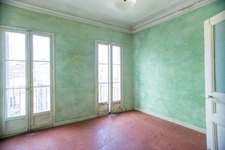 For sale: 2 three-bedroom apartments (55+58 sq. m.) in Marseille's 1st arrondissement