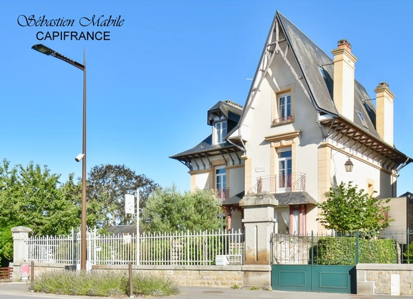 Maison bourgeoise à vendre 10 pièces à Pontorson (50) - Baie du Mont Saint Michel