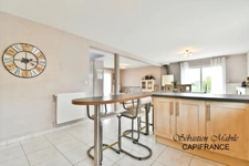 Maison contemporaine à vendre 4 chambres dont 1 au RDC, avec 2 doubles garages, (50) PONTORSON - Terrain de 2000 M²