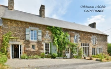 Chambres d'hôtes et gîte à vendre en Bretagne 9 pièces SOUGEAL (35) en Baie du Mont Saint Michel - Terrrain de 2200 M² 