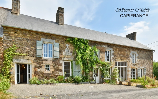 Chambres d'hôtes et gîte à vendre en Bretagne 9 pièces SOUGEAL (35) en Baie du Mont Saint Michel - Terrrain de 2200 M² 