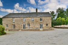 Dpt  (35), à vendre maison de caractère en pierre 8 Pièces / 6 chambres