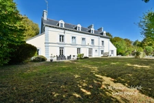 Propriété à vendre avec 5 gîtes + un appartement 14 pièces (50) à Pontorson en Normandie en Baie du Mont Saint Michel